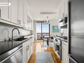 52 East End Avenue 23A, New York NY 10028