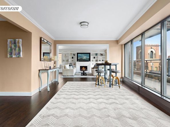 440 East 57th Street PH, New York NY 10022