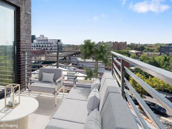 1546 Broadway