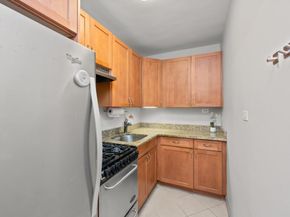 9201 Shore Road C403, Brooklyn NY 11209