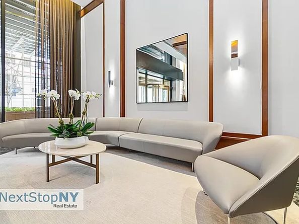 245 East 54th Street 25H, New York NY 10022