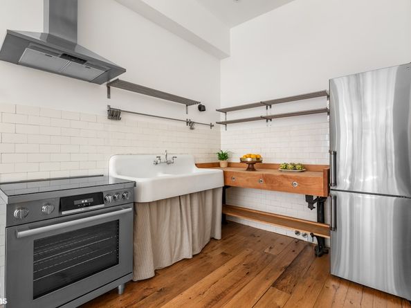 579 Jefferson Avenue 2, Brooklyn NY 11221