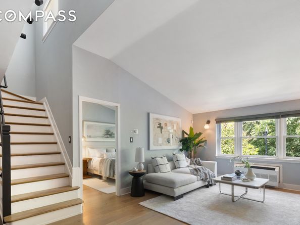 113 Prospect Park SW 12, Brooklyn NY 11218
