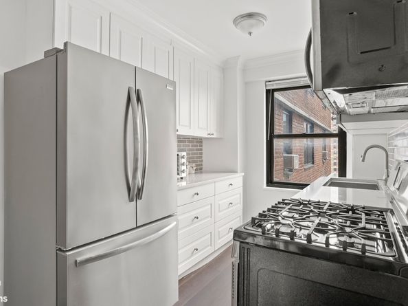 266 East Broadway B1006, New York NY 10002