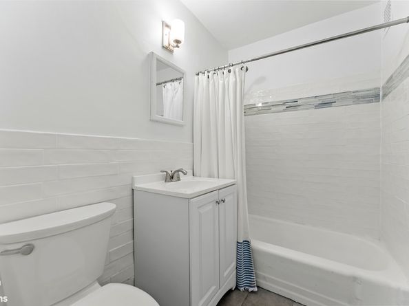266 East Broadway B1006, New York NY 10002