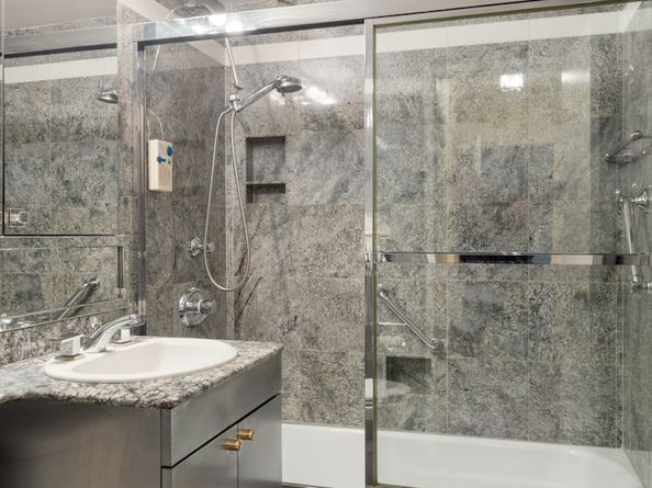 525 East 86th Street 6A, New York NY 10028