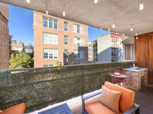 123 Baxter Street 4A, New York NY 10013