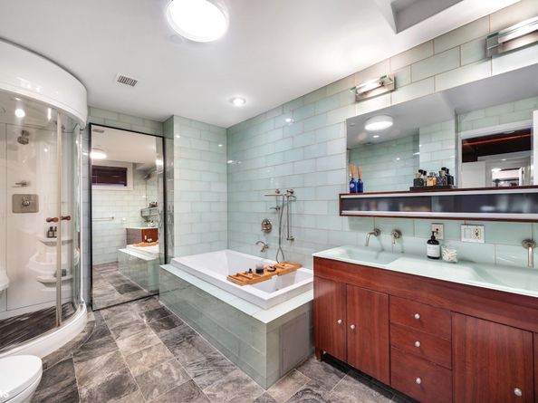 123 Baxter Street 4A, New York NY 10013