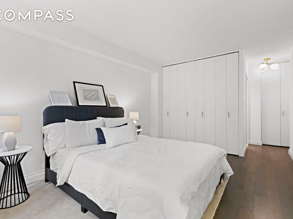 400 East 54th Street 8A, New York NY 10022