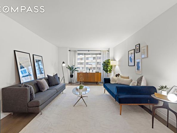 400 East 54th Street 8A, New York NY 10022