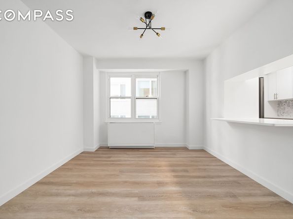 400 East 54th Street 8A, New York NY 10022