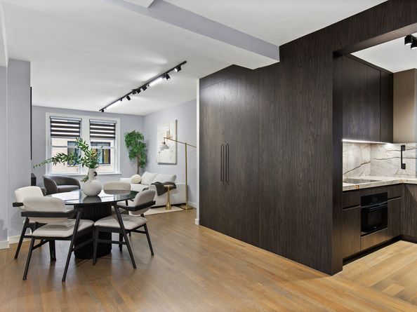 40 West 55th Street 4D, New York NY 10019