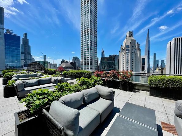 117 East 57th Street 35H, New York NY 10022