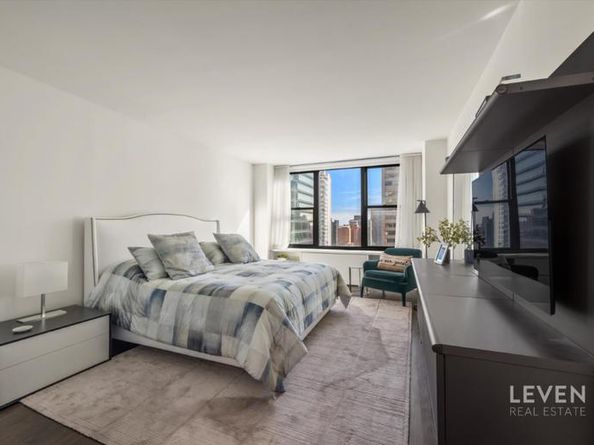 117 East 57th Street 35H, New York NY 10022