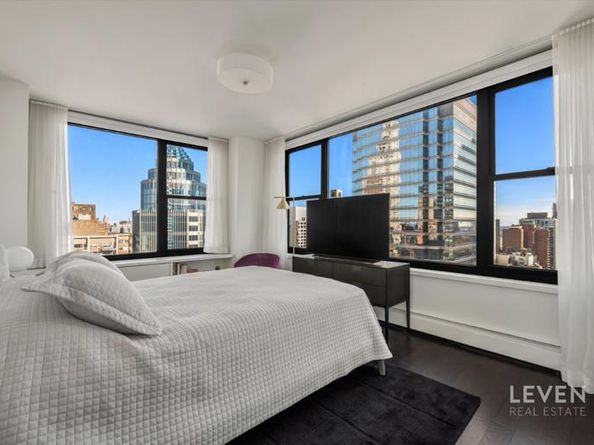 117 East 57th Street 35H, New York NY 10022