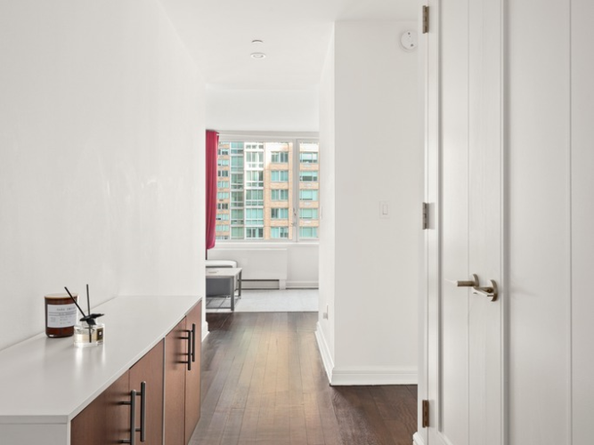 100 Riverside Boulevard 7U, New York NY 10069