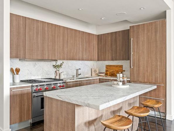 250 West Street 8H, New York NY 10013