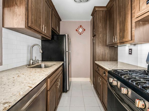 1874 Pelham Parkway S 5B, Bronx NY 10461