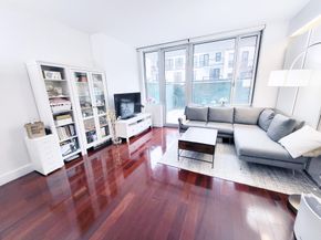 5-19 Borden Avenue 1C, Queens NY 11101