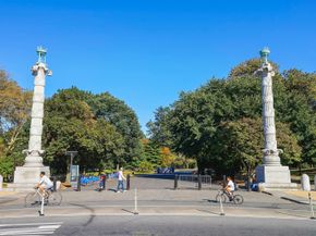 194 30th Street 1B, Brooklyn NY 11232