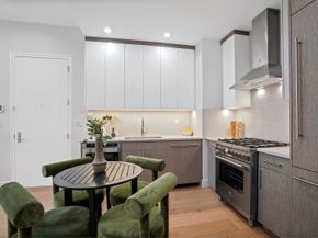 194 30th Street 1B, Brooklyn NY 11232