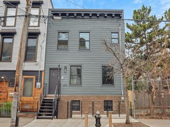 204 Richards Street