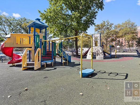 575 Grand Street E1004, New York NY 10002