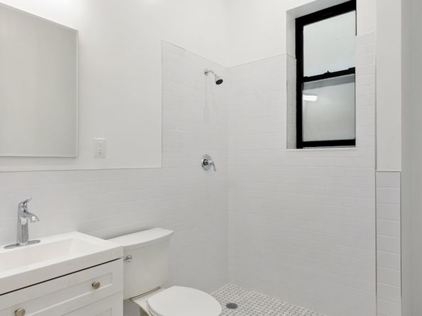 215 West 75th Street 1B, New York NY 10023