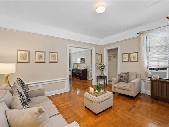 325 Marine Avenue C3, Brooklyn NY 11209