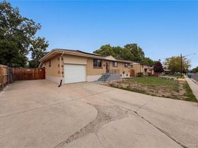5421 Raritan Way, Denver CO 80221
