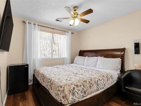 337 Ivory Circle, Aurora CO 80011