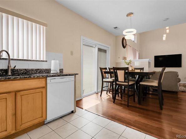 337 Ivory Circle, Aurora CO 80011