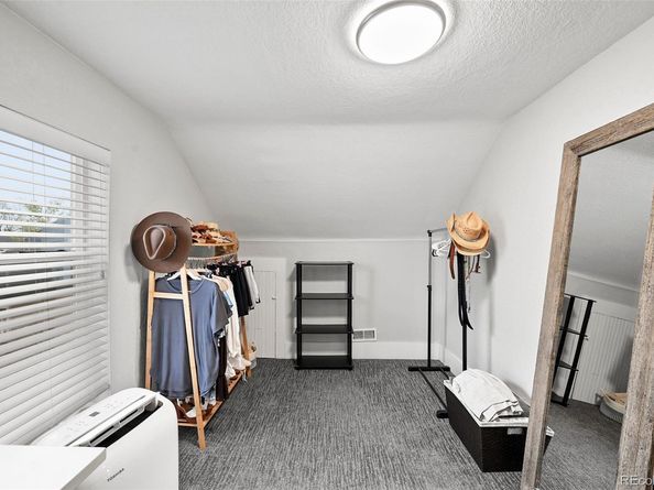 800 S Krameria Street, Denver CO 80224