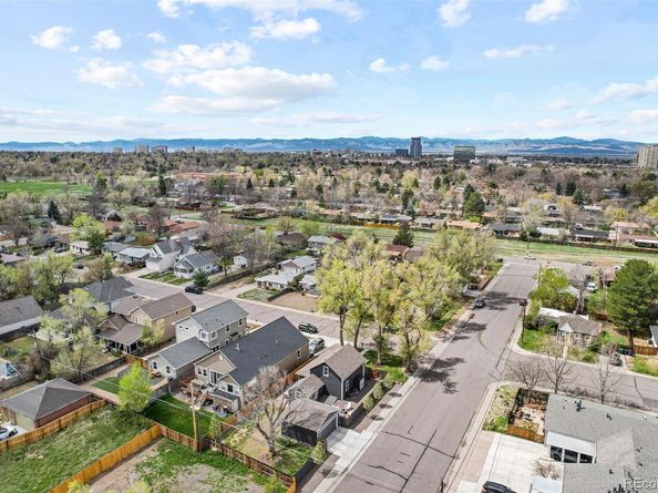 800 S Krameria Street, Denver CO 80224