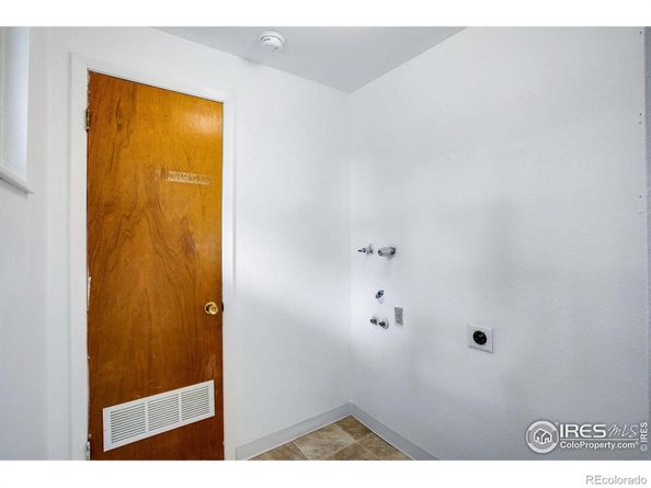 829 Hubbard Drive, Longmont CO 80504