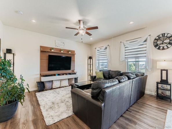 48 Chipeta Way, Lochbuie CO 80603