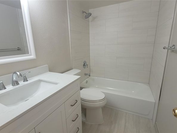 10890 W Evans Avenue 2E, Lakewood CO 80227