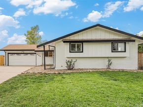 299 Salem Court, Aurora CO 80011