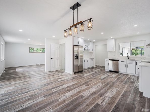 299 Salem Court, Aurora CO 80011