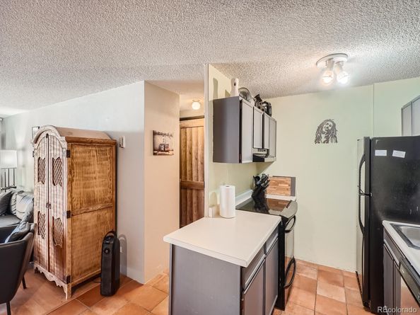 4800 Hale Parkway 206N, Denver CO 80220