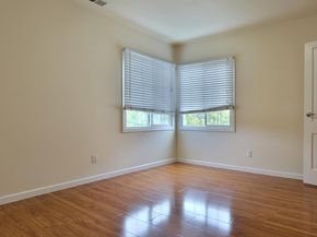 5922 Camden Street, Oakland CA 94605