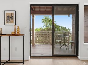 101 Oak Court, Daly City CA 94014