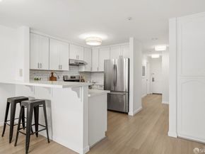 101 Oak Court, Daly City CA 94014