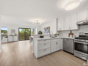 101 Oak Court, Daly City CA 94014