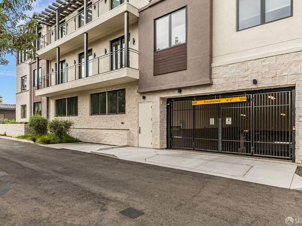 425 First Street 14, Los Altos CA 94022