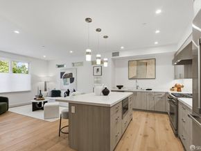 425 First Street 14, Los Altos CA 94022