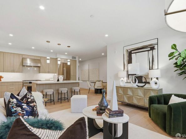 425 First Street 14, Los Altos CA 94022