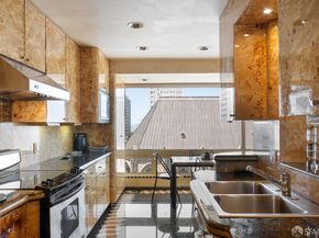 1177 California Street 1210, San Francisco CA 94108