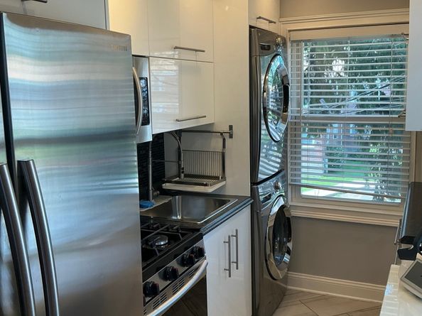 300 Bld #94 N Bishop Avenue 26, Bridgeport CT 06610