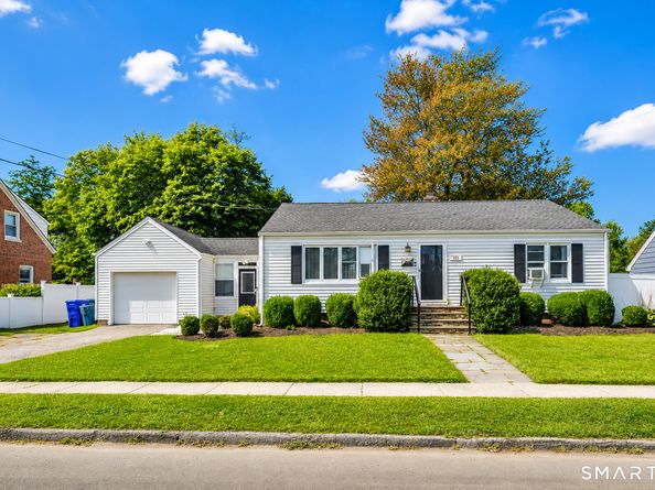 269 Wakelee Avenue, Stratford CT 06614